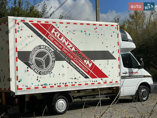 Белый Мерседес Sprinter, объемом двигателя 2.7 л и пробегом 430 тыс. км за 13500 $, фото 11 на Automoto.ua