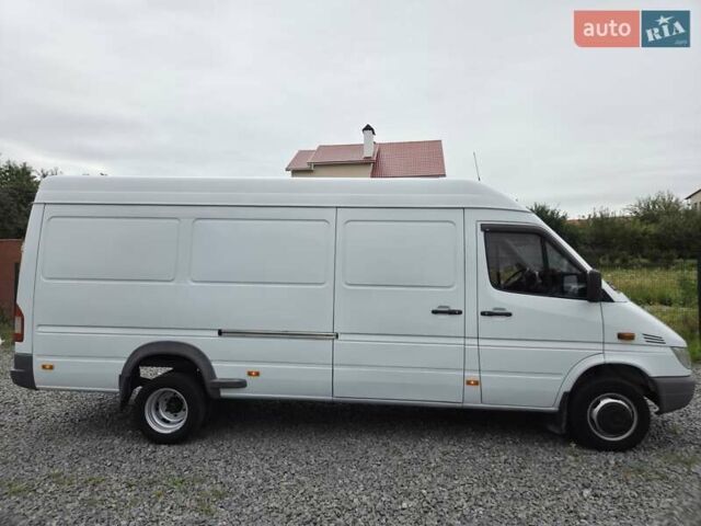 Белый Мерседес Sprinter, объемом двигателя 2.7 л и пробегом 350 тыс. км за 19800 $, фото 15 на Automoto.ua
