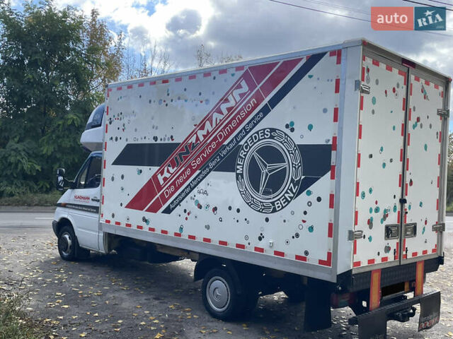 Белый Мерседес Sprinter, объемом двигателя 2.7 л и пробегом 430 тыс. км за 13500 $, фото 23 на Automoto.ua