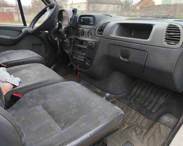 Білий Мерседес Sprinter, об'ємом двигуна 2.2 л та пробігом 500 тис. км за 6350 $, фото 6 на Automoto.ua