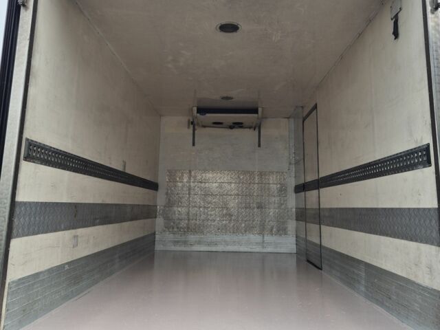 Білий Мерседес Sprinter, об'ємом двигуна 2.7 л та пробігом 796 тис. км за 14500 $, фото 5 на Automoto.ua