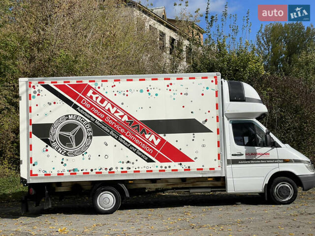 Белый Мерседес Sprinter, объемом двигателя 2.7 л и пробегом 430 тыс. км за 13500 $, фото 8 на Automoto.ua