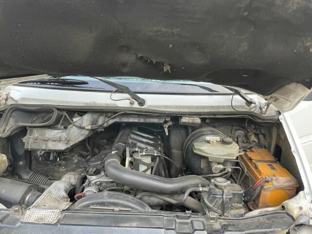 Білий Мерседес Sprinter, об'ємом двигуна 2.2 л та пробігом 650 тис. км за 6250 $, фото 3 на Automoto.ua