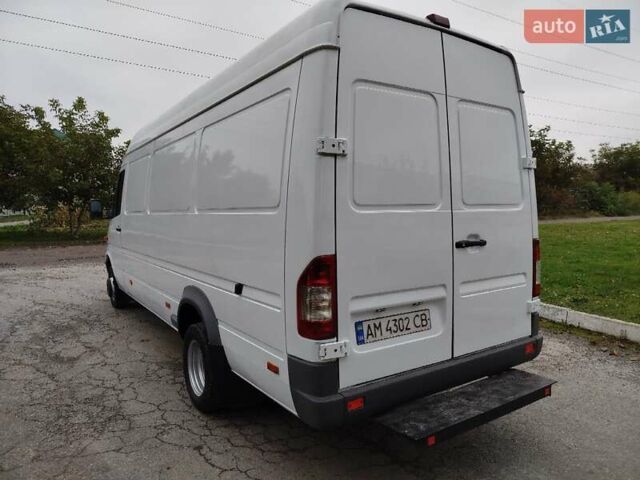Білий Мерседес Sprinter, об'ємом двигуна 2.7 л та пробігом 560 тис. км за 14498 $, фото 4 на Automoto.ua