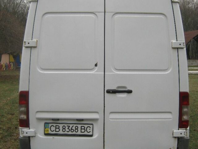 Білий Мерседес Sprinter, об'ємом двигуна 2.2 л та пробігом 320 тис. км за 9000 $, фото 5 на Automoto.ua