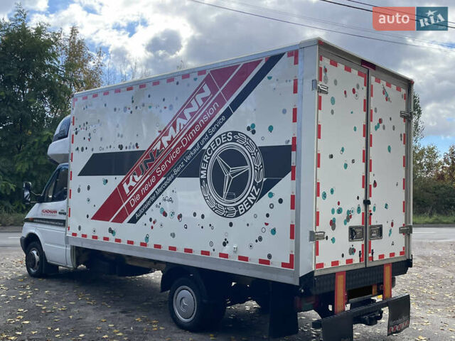 Белый Мерседес Sprinter, объемом двигателя 2.7 л и пробегом 430 тыс. км за 13500 $, фото 24 на Automoto.ua