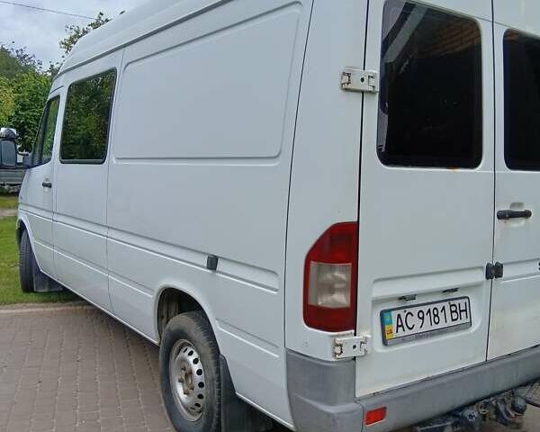 Белый Мерседес Sprinter, объемом двигателя 0 л и пробегом 665 тыс. км за 9704 $, фото 12 на Automoto.ua