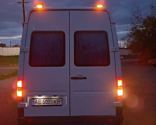 Білий Мерседес Sprinter, об'ємом двигуна 2.2 л та пробігом 350 тис. км за 12300 $, фото 15 на Automoto.ua