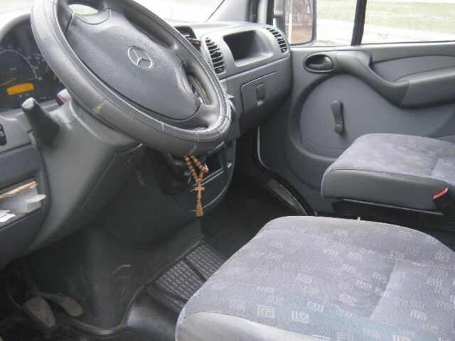 Білий Мерседес Sprinter, об'ємом двигуна 2.2 л та пробігом 320 тис. км за 9000 $, фото 9 на Automoto.ua