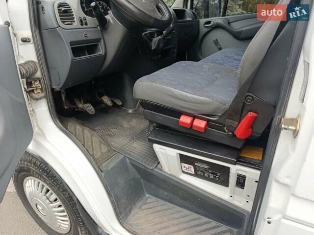 Білий Мерседес Sprinter, об'ємом двигуна 2.2 л та пробігом 252 тис. км за 11000 $, фото 19 на Automoto.ua