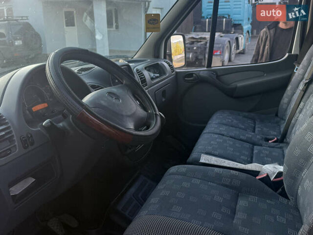 Белый Мерседес Sprinter, объемом двигателя 2.1 л и пробегом 590 тыс. км за 9800 $, фото 9 на Automoto.ua