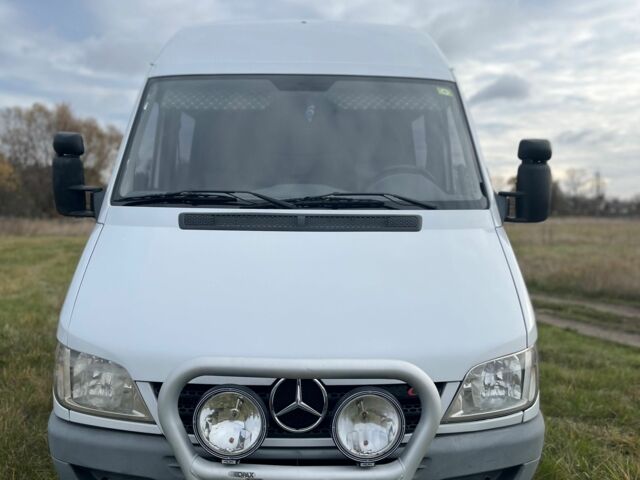 Белый Мерседес Sprinter, объемом двигателя 2.1 л и пробегом 262 тыс. км за 12000 $, фото 20 на Automoto.ua