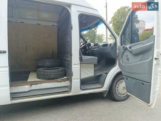 Білий Мерседес Sprinter, об'ємом двигуна 2.2 л та пробігом 252 тис. км за 11000 $, фото 3 на Automoto.ua