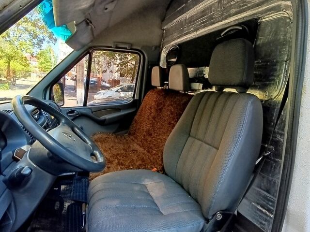 Білий Мерседес Sprinter, об'ємом двигуна 2.1 л та пробігом 513 тис. км за 13500 $, фото 7 на Automoto.ua