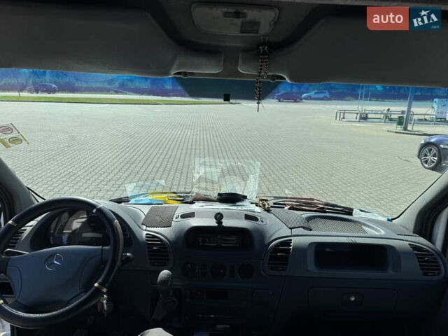 Белый Мерседес Sprinter, объемом двигателя 2.7 л и пробегом 450 тыс. км за 17000 $, фото 18 на Automoto.ua