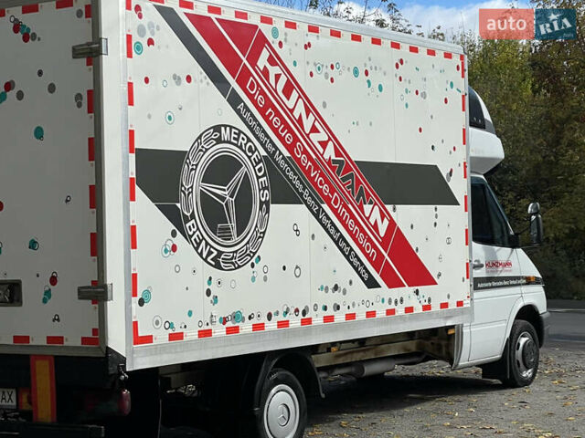 Белый Мерседес Sprinter, объемом двигателя 2.7 л и пробегом 430 тыс. км за 13500 $, фото 12 на Automoto.ua