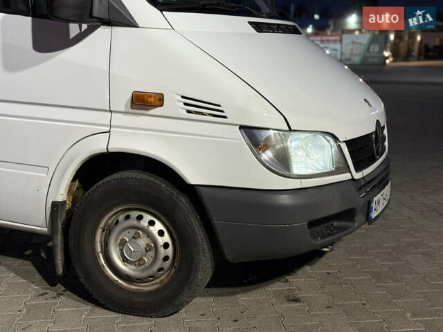 Білий Мерседес Sprinter, об'ємом двигуна 2.15 л та пробігом 670 тис. км за 10500 $, фото 6 на Automoto.ua