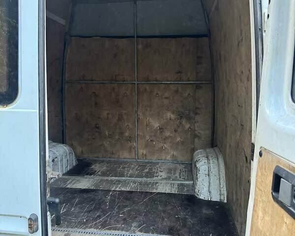 Белый Мерседес Sprinter, объемом двигателя 2.2 л и пробегом 388 тыс. км за 9700 $, фото 23 на Automoto.ua