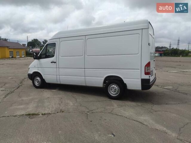 Белый Мерседес Sprinter, объемом двигателя 0 л и пробегом 298 тыс. км за 17500 $, фото 8 на Automoto.ua