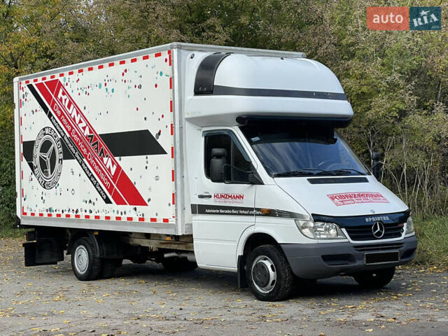 Белый Мерседес Sprinter, объемом двигателя 2.7 л и пробегом 430 тыс. км за 13500 $, фото 2 на Automoto.ua