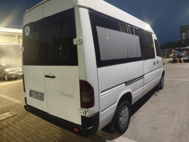 Білий Мерседес Sprinter, об'ємом двигуна 2.1 л та пробігом 600 тис. км за 8000 $, фото 3 на Automoto.ua