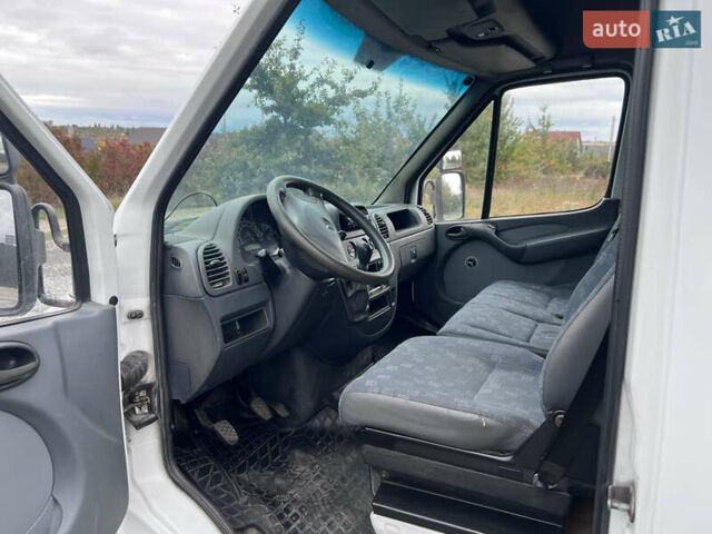 Белый Мерседес Sprinter, объемом двигателя 0 л и пробегом 480 тыс. км за 13900 $, фото 11 на Automoto.ua