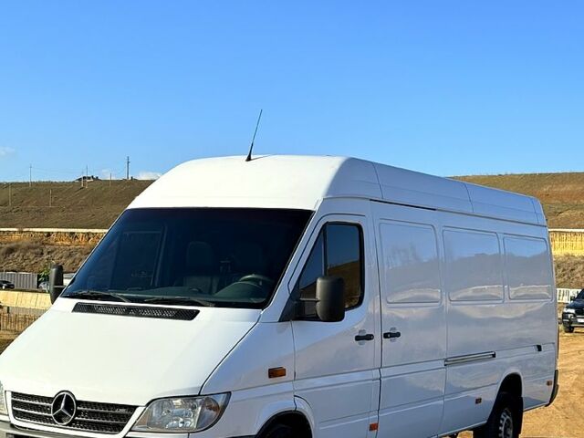 Білий Мерседес Sprinter, об'ємом двигуна 2.2 л та пробігом 415 тис. км за 9500 $, фото 3 на Automoto.ua