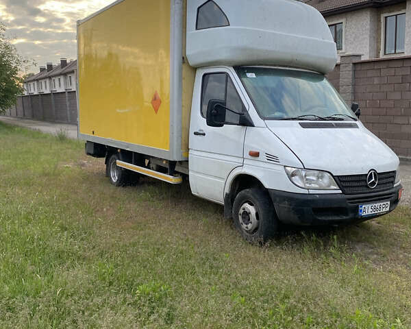 Белый Мерседес Sprinter, объемом двигателя 2.69 л и пробегом 1 тыс. км за 15000 $, фото 1 на Automoto.ua