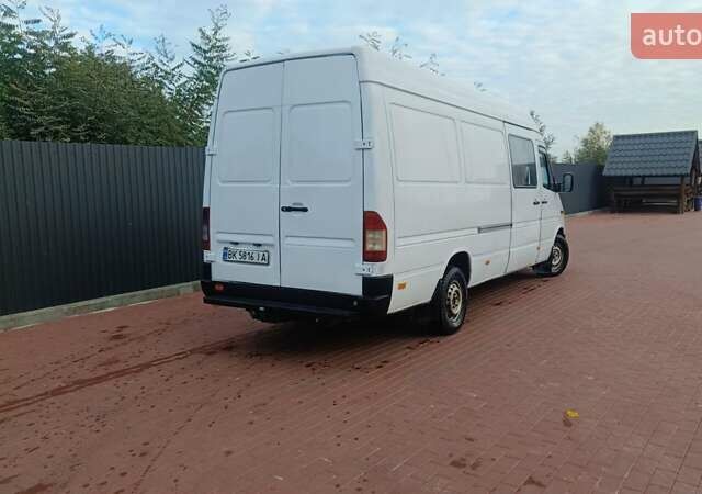 Білий Мерседес Sprinter, об'ємом двигуна 2.69 л та пробігом 630 тис. км за 9500 $, фото 12 на Automoto.ua