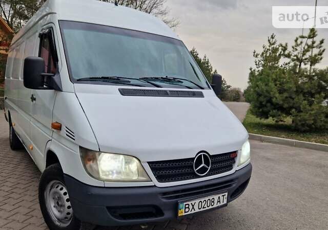 Білий Мерседес Sprinter, об'ємом двигуна 2.2 л та пробігом 420 тис. км за 9900 $, фото 3 на Automoto.ua