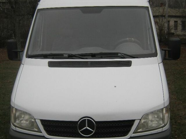 Білий Мерседес Sprinter, об'ємом двигуна 2.2 л та пробігом 320 тис. км за 9000 $, фото 2 на Automoto.ua