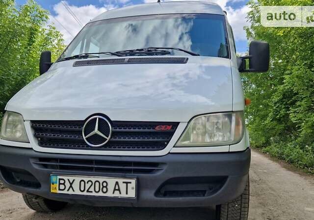 Білий Мерседес Sprinter, об'ємом двигуна 2.2 л та пробігом 420 тис. км за 9550 $, фото 3 на Automoto.ua