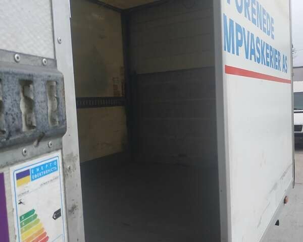 Белый Мерседес Sprinter, объемом двигателя 2.69 л и пробегом 565 тыс. км за 5000 $, фото 10 на Automoto.ua