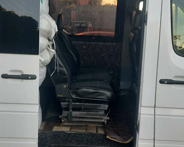 Білий Мерседес Sprinter, об'ємом двигуна 2.7 л та пробігом 874 тис. км за 8400 $, фото 4 на Automoto.ua