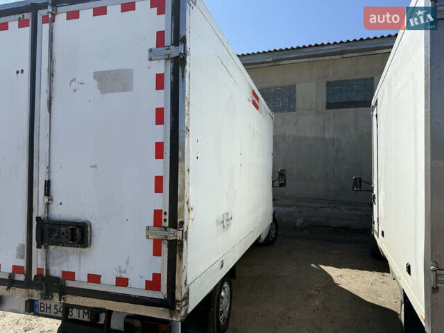 Белый Мерседес Sprinter, объемом двигателя 2.7 л и пробегом 540 тыс. км за 9500 $, фото 4 на Automoto.ua