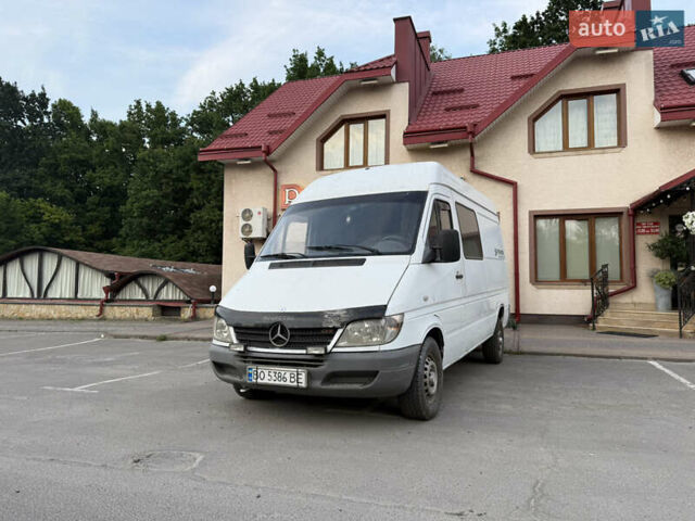 Белый Мерседес Sprinter, объемом двигателя 2.2 л и пробегом 480 тыс. км за 7250 $, фото 5 на Automoto.ua