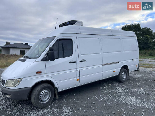 Белый Мерседес Sprinter, объемом двигателя 0 л и пробегом 480 тыс. км за 13900 $, фото 3 на Automoto.ua