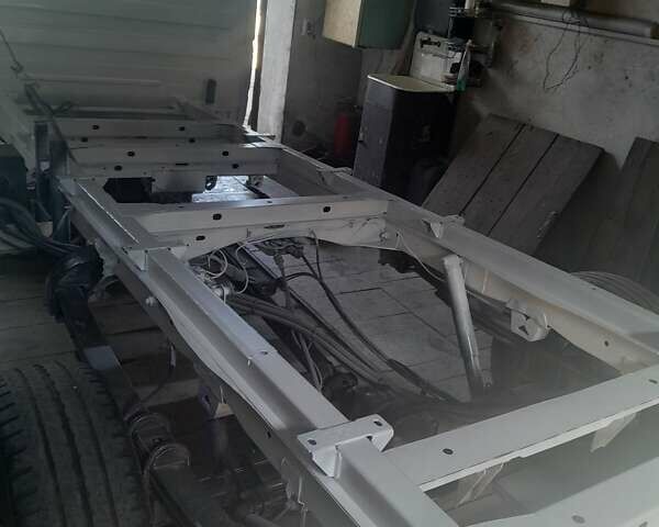 Білий Мерседес Sprinter, об'ємом двигуна 2.7 л та пробігом 530 тис. км за 12650 $, фото 61 на Automoto.ua