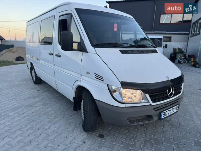 Белый Мерседес Sprinter, объемом двигателя 2.2 л и пробегом 341 тыс. км за 6900 $, фото 10 на Automoto.ua