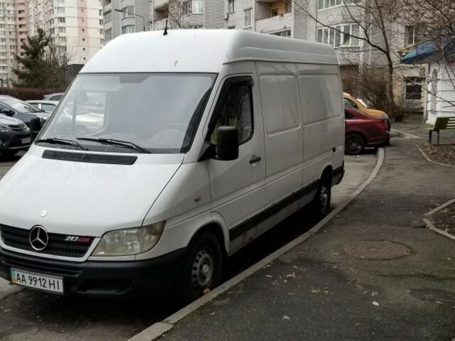 Белый Мерседес Sprinter, объемом двигателя 2.2 л и пробегом 260 тыс. км за 8500 $, фото 1 на Automoto.ua