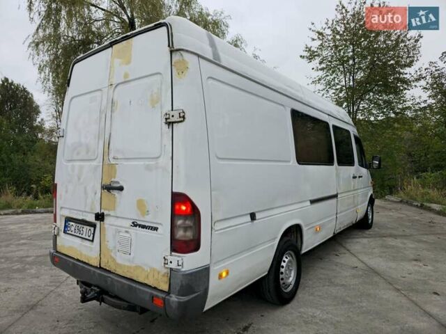Белый Мерседес Sprinter, объемом двигателя 2.1 л и пробегом 656 тыс. км за 6500 $, фото 9 на Automoto.ua