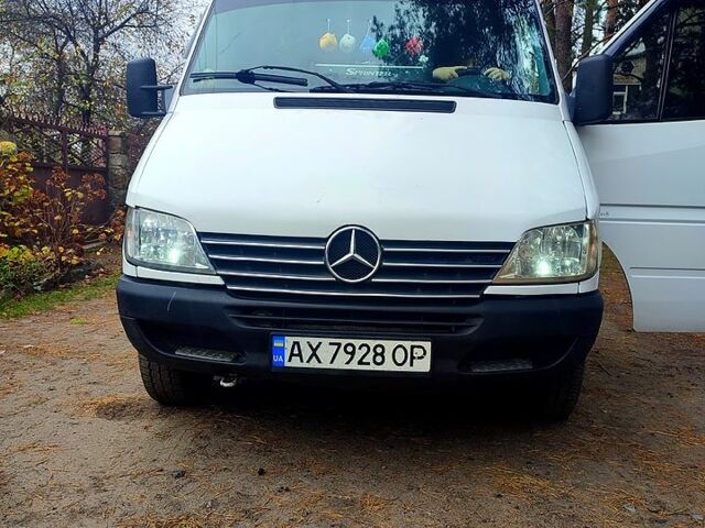 Белый Мерседес Sprinter, объемом двигателя 2.1 л и пробегом 0 тыс. км за 10000 $, фото 2 на Automoto.ua