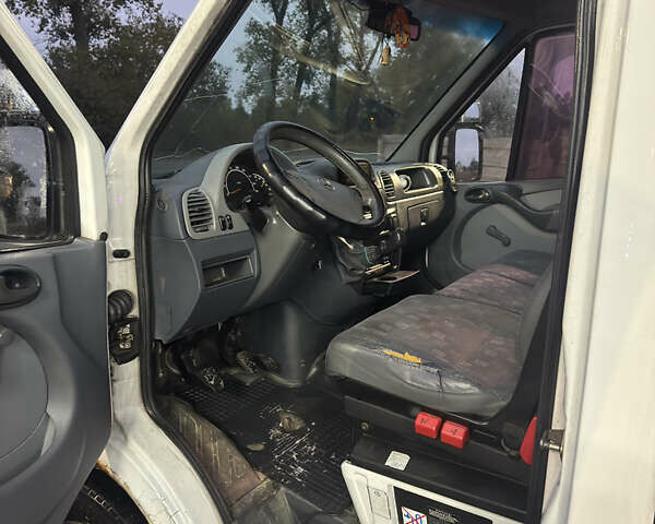 Белый Мерседес Sprinter, объемом двигателя 2 л и пробегом 510 тыс. км за 4100 $, фото 3 на Automoto.ua