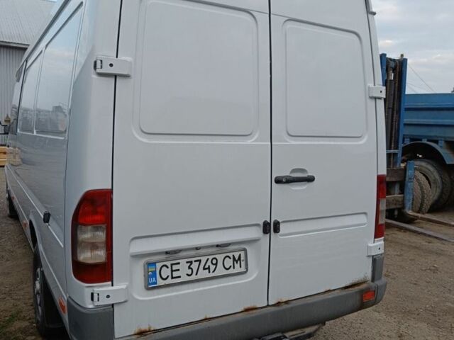 Белый Мерседес Sprinter, объемом двигателя 0 л и пробегом 500 тыс. км за 11000 $, фото 1 на Automoto.ua