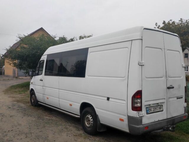 Белый Мерседес Sprinter, объемом двигателя 2.1 л и пробегом 500 тыс. км за 7600 $, фото 16 на Automoto.ua