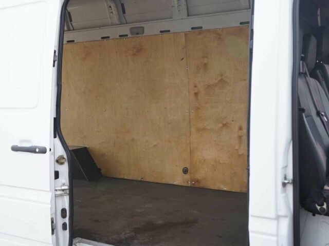 Белый Мерседес Sprinter, объемом двигателя 2.1 л и пробегом 480 тыс. км за 13500 $, фото 9 на Automoto.ua