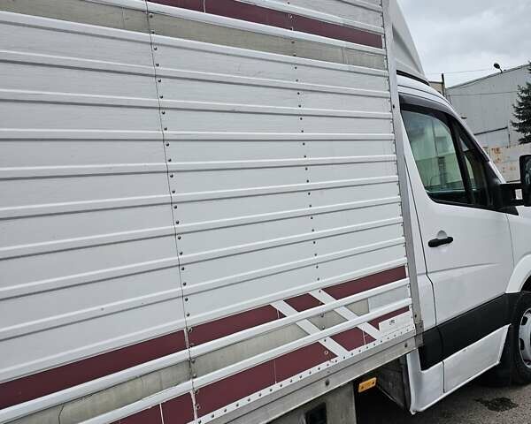 Белый Мерседес Sprinter, объемом двигателя 2.15 л и пробегом 560 тыс. км за 12000 $, фото 5 на Automoto.ua