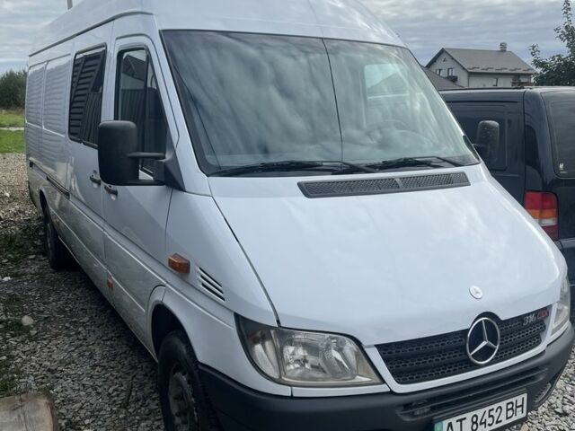 Білий Мерседес Sprinter, об'ємом двигуна 2.7 л та пробігом 480 тис. км за 10800 $, фото 1 на Automoto.ua