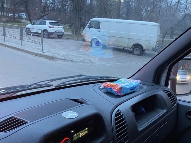 Білий Мерседес Sprinter, об'ємом двигуна 0 л та пробігом 335 тис. км за 11000 $, фото 5 на Automoto.ua