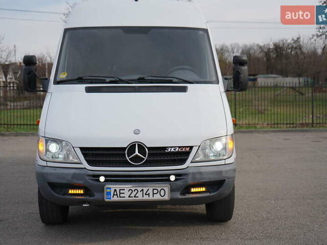 Белый Мерседес Sprinter, объемом двигателя 2.1 л и пробегом 480 тыс. км за 13500 $, фото 41 на Automoto.ua